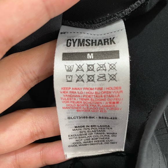 Black crop top - Picture 4 of 4